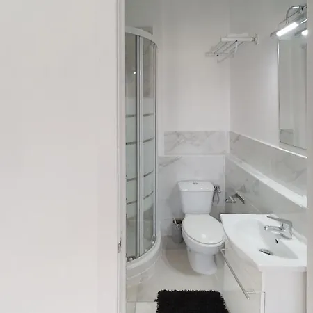 Gæstehus Vv Buganvillas - Cocina Y Con Banos Privados